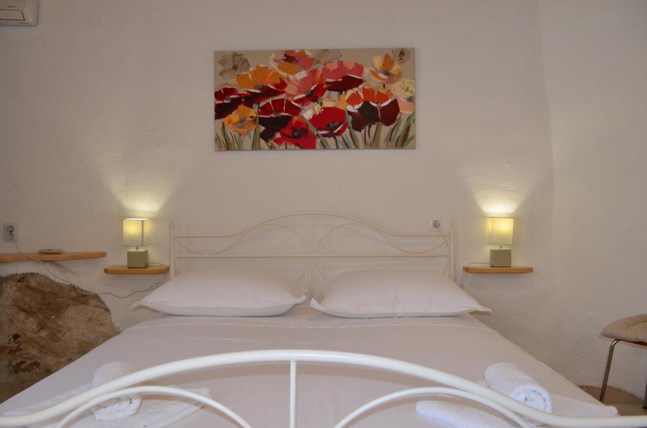 Apartman Romana Трогир Екстериор снимка