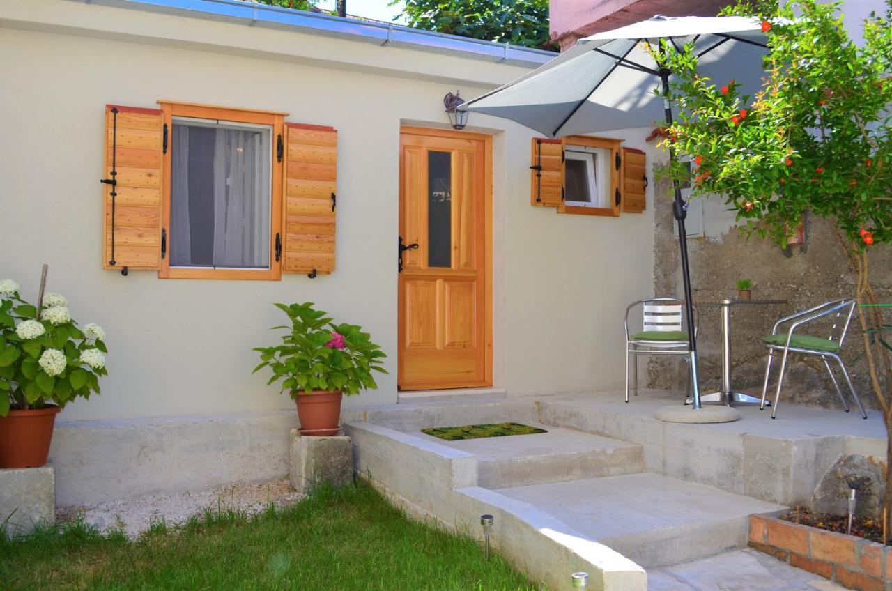 Apartman Romana Трогир Екстериор снимка