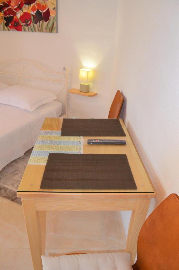Apartman Romana Трогир Екстериор снимка